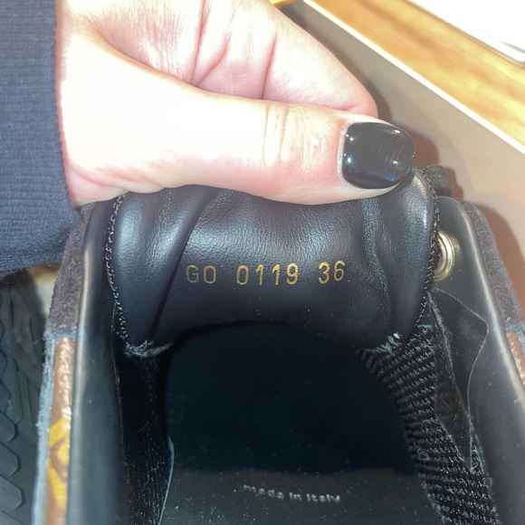 Louis Vuitton sneakers size 36 - Picture 3 of 6